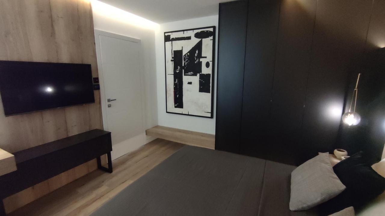 Apartments Tomislav Novalja Luaran gambar