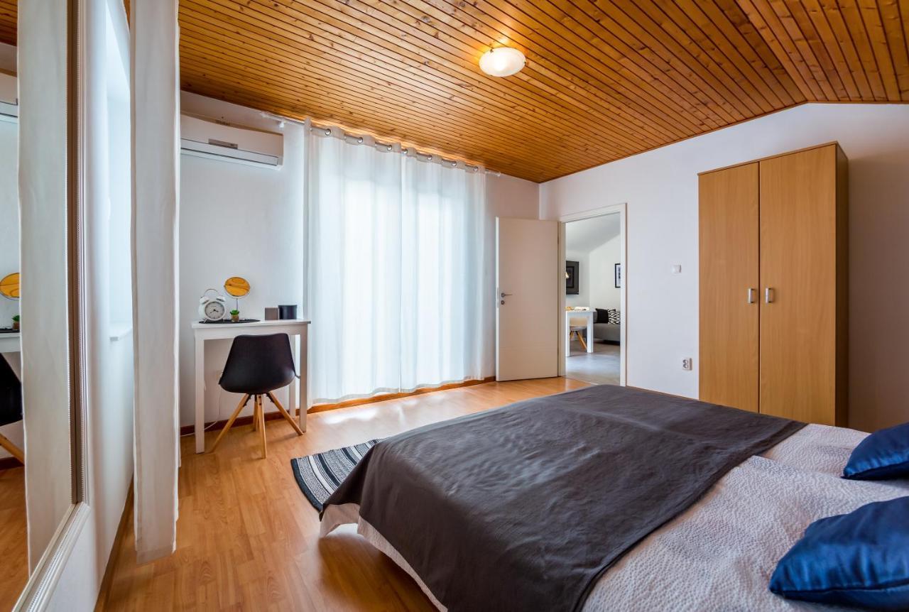 Apartments Tomislav Novalja Luaran gambar